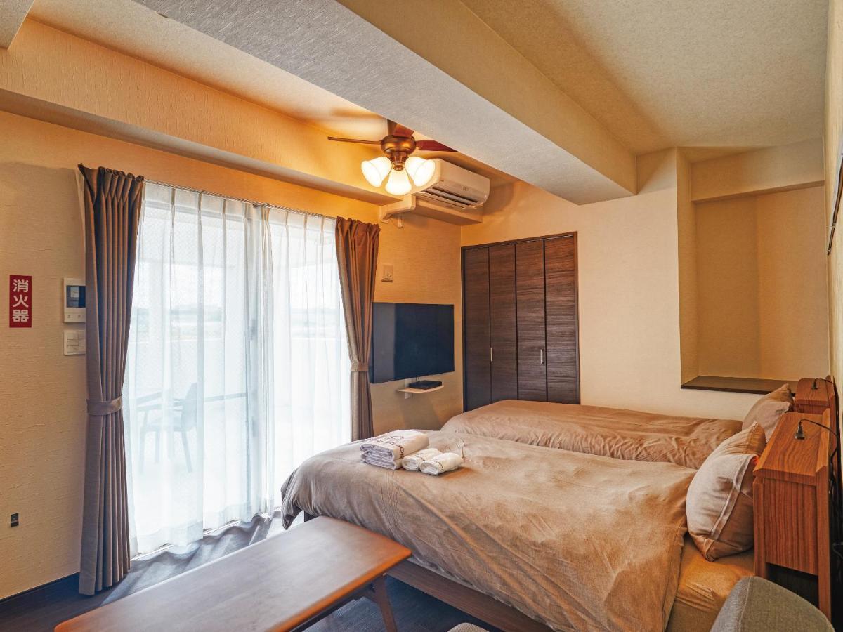 Terrace Resort Mihama Chatan Exterior foto